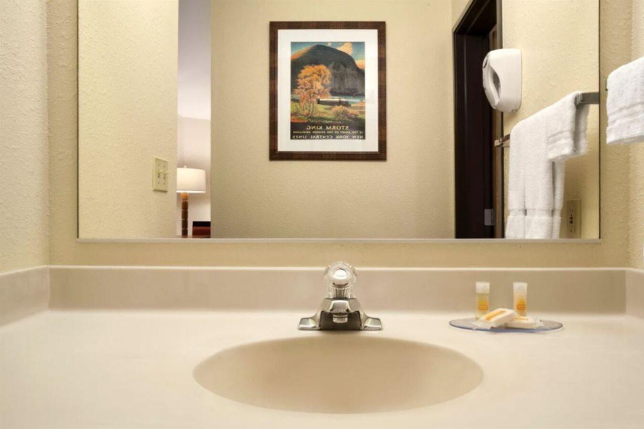 Colony Inn Кент Экстерьер фото